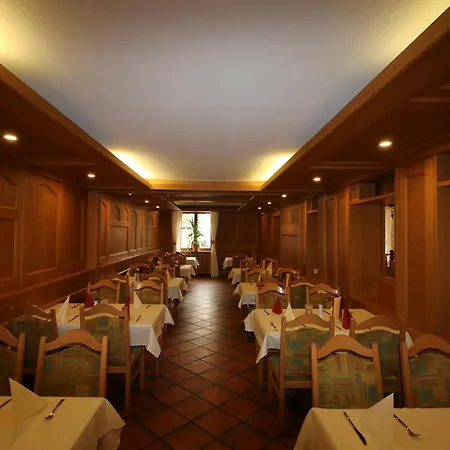 Baeren 게스트하우스 3*